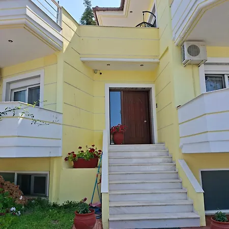 Hermesstudio بيت ضيافة بوتوس